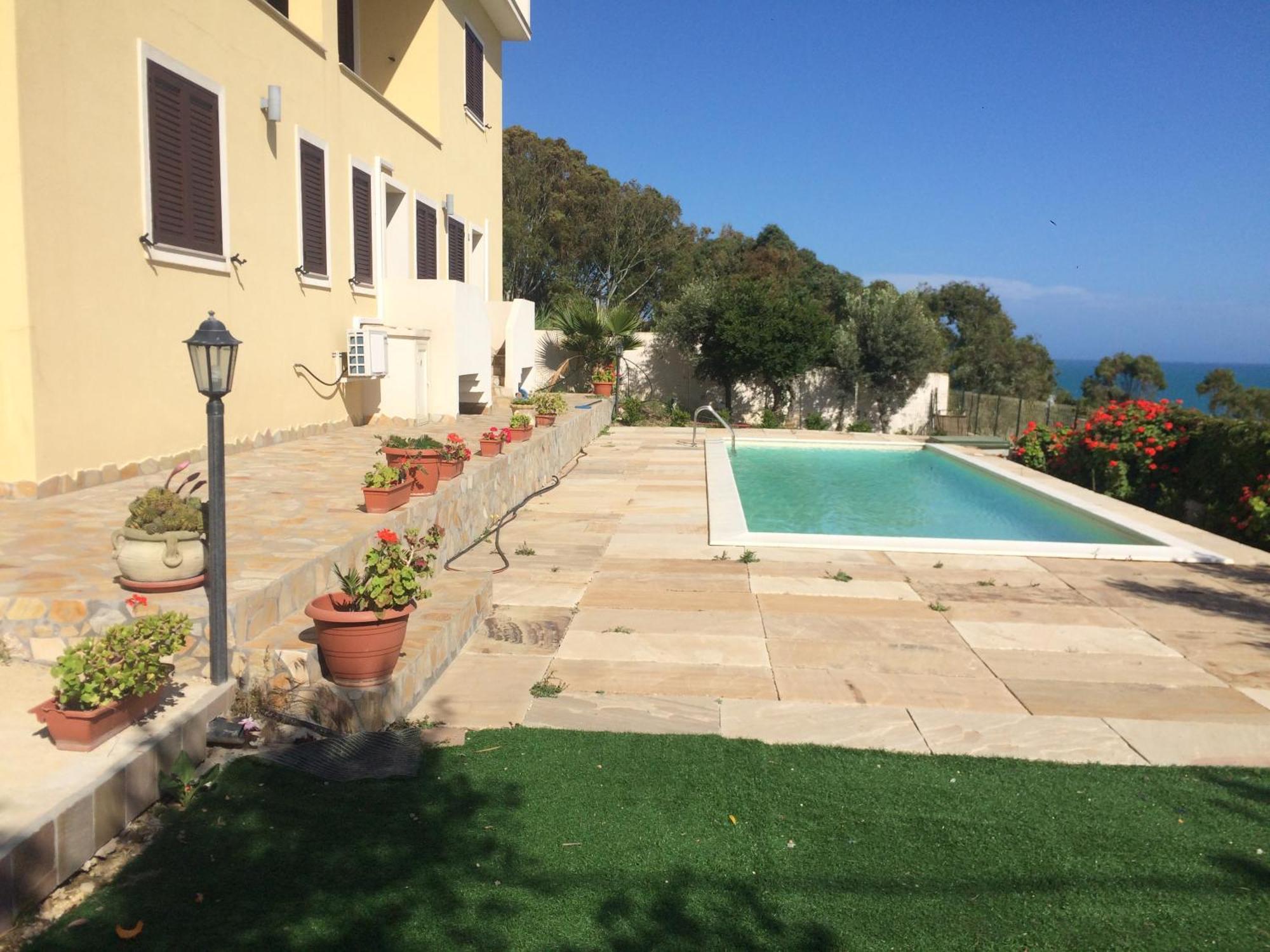 Alojamento de Acomodação e Pequeno-almoço Cala Arenella Sciacca